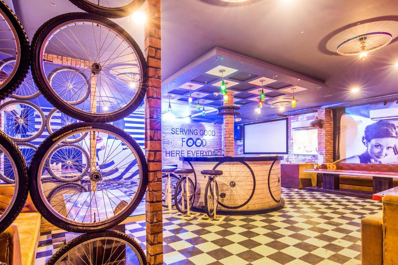 Fabhotel Star Of Taj Restobar Fatehabad Road Agra  Luaran gambar